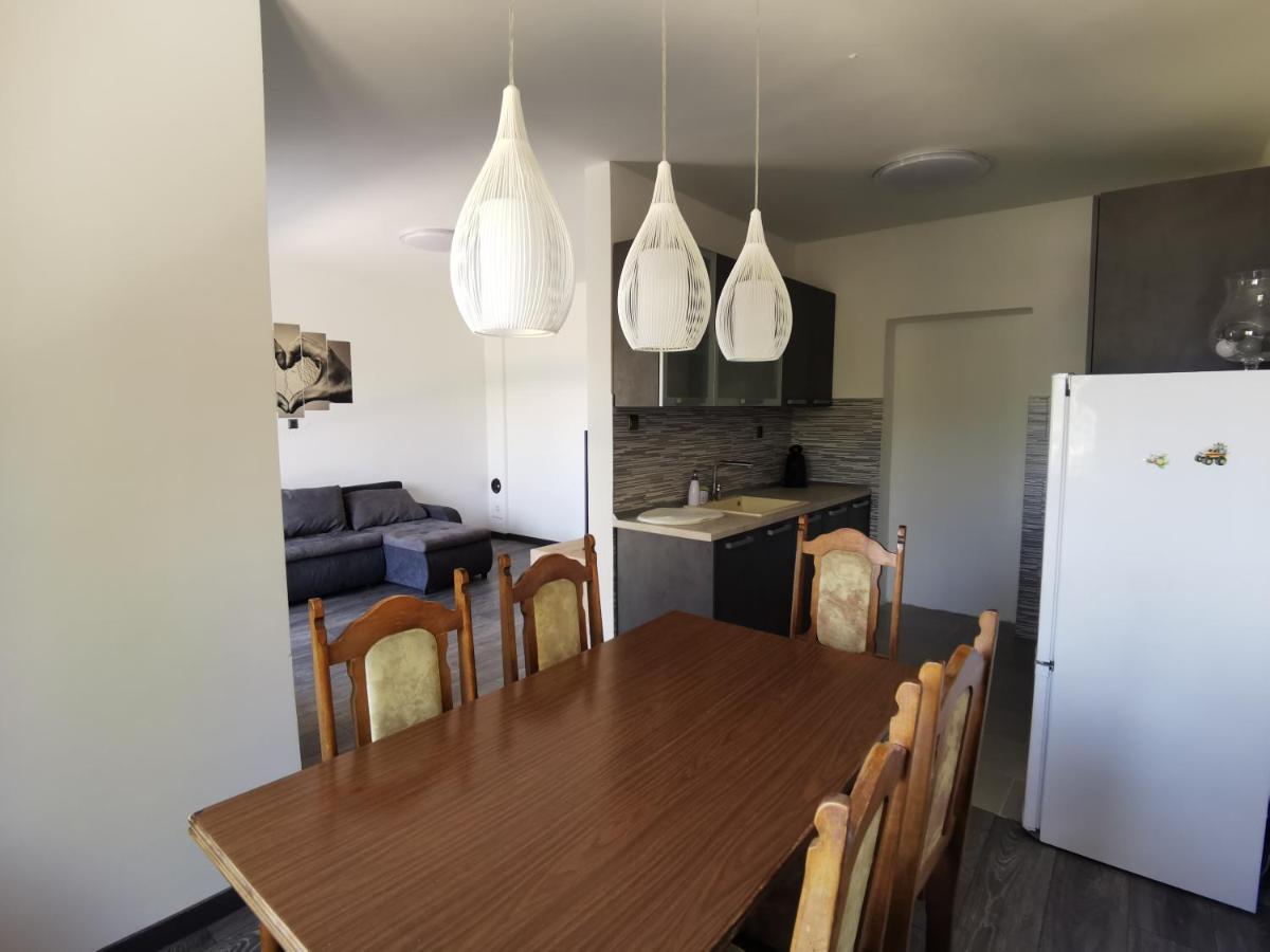 Deedee Apartment Zengg Kültér fotó